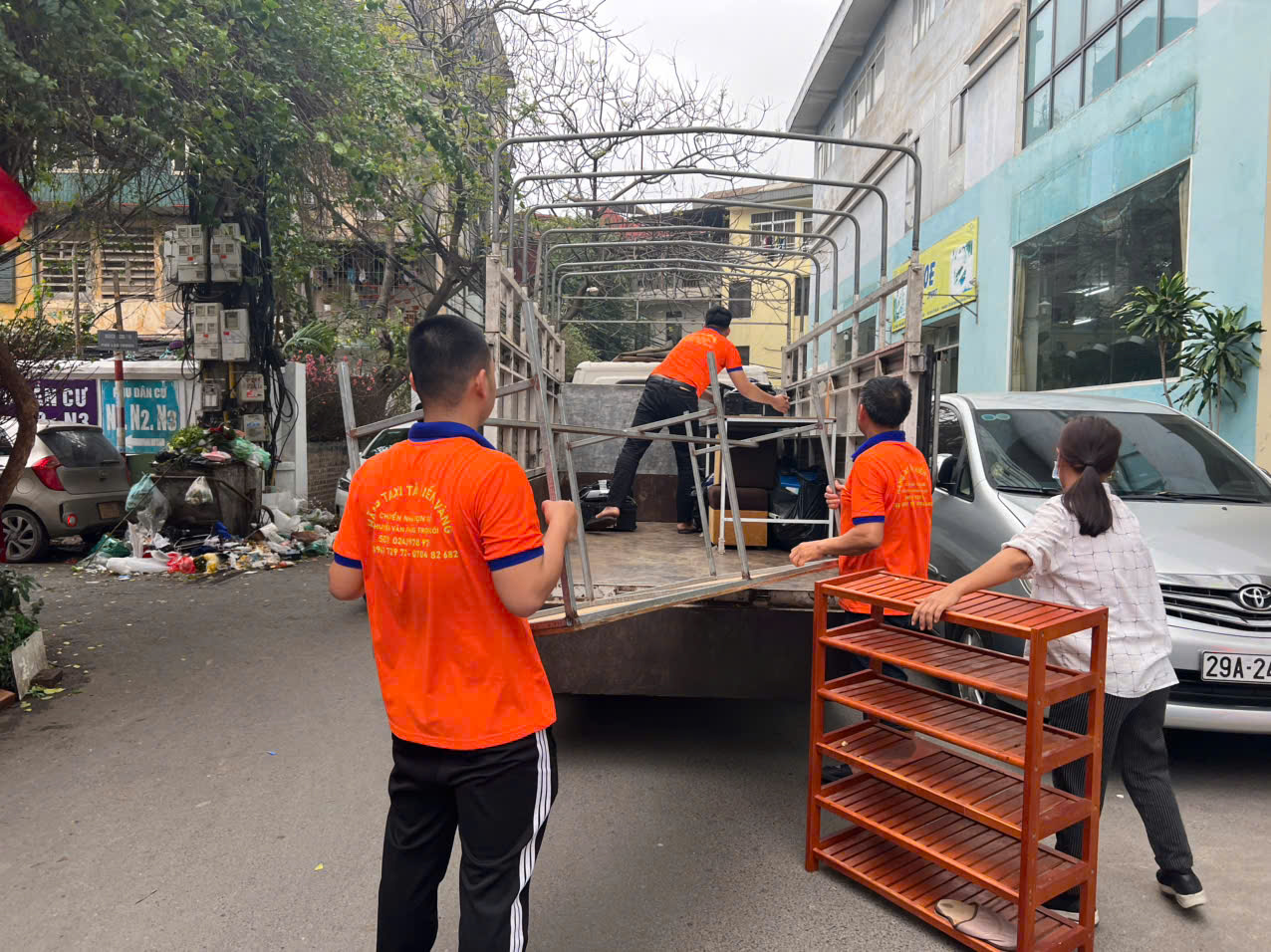 Giá dịch vụ taxi tải phường Ba Đình phụ thuộc vào nhiều yếu tố